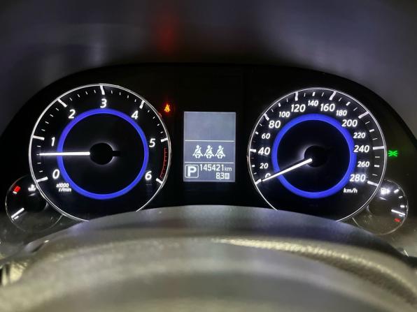 Infiniti QX70 с пробегом 2016 года, цена 2 200 000 рублей, 145000 км, внедорожник, Автокод Объявления