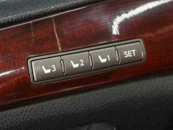 Lexus LX III с пробегом 2011 года, цена 2 798 070 рублей, 231512 км, внедорожник, Автокод Объявления