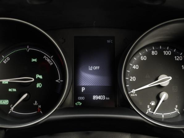 Toyota C-HR I с пробегом 2018 года, цена 2 315 000 рублей, 89403 км, внедорожник, Автокод Объявления