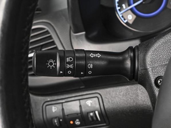 Hyundai Solaris I Рестайлинг с пробегом 2015 года, цена 1 210 000 рублей, 217634 км, седан, Автокод Объявления