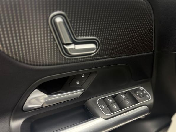 Mercedes-Benz GLA II (H247) с пробегом 2021 года, цена 3 749 000 рублей, 32331 км, внедорожник, Автокод Объявления