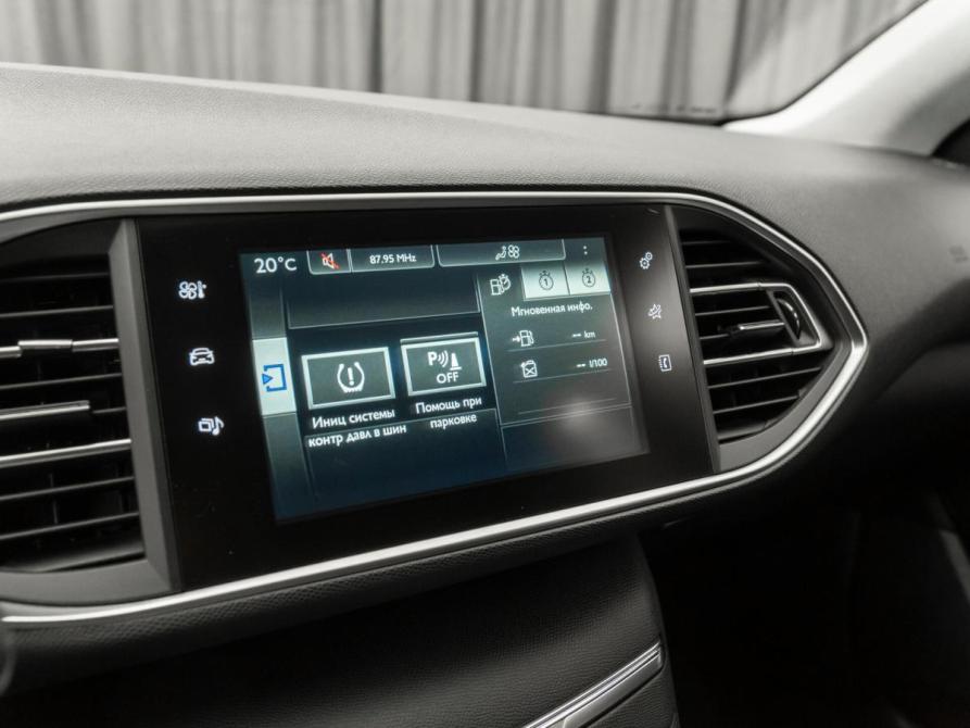 Peugeot 308 II Москва  - изображение 17