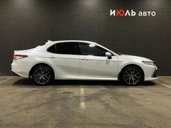 Toyota Camry VIII (XV70) Рестайлинг с пробегом 2021 года, цена 3 150 000 рублей, 124118 км, седан, Автокод Объявления