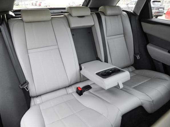 Land Rover Range Rover Velar I с пробегом 2018 года, цена 3 149 000 рублей, 180409 км, внедорожник, Автокод Объявления