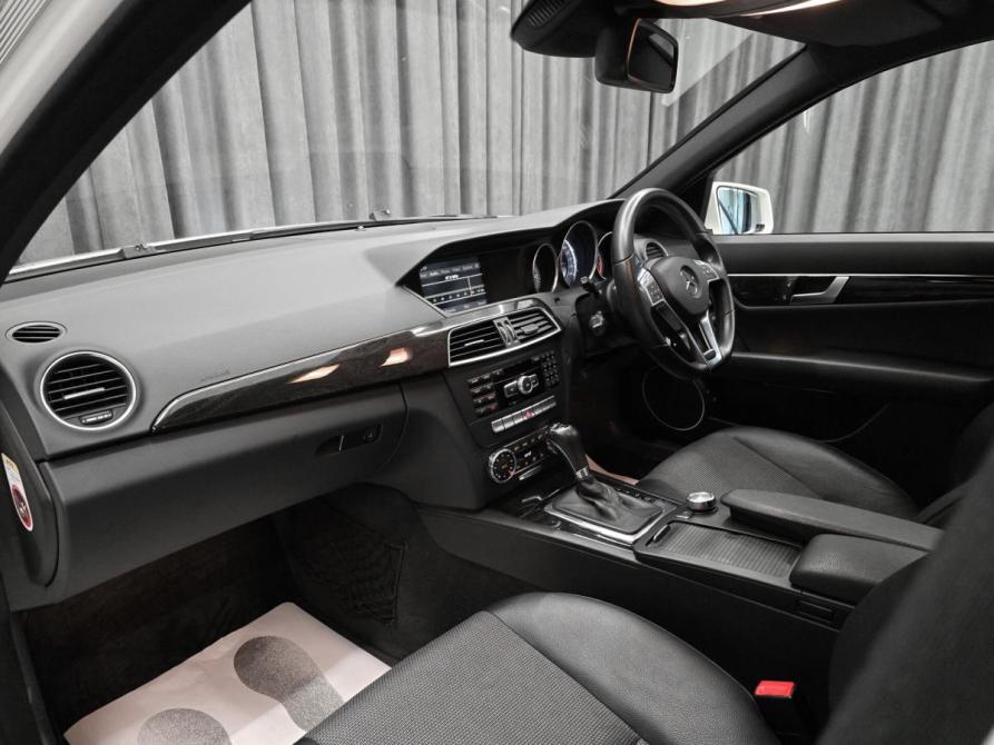 Mercedes-Benz C-Класс III (W204) Рестайлинг Красноярск  - изображение 16