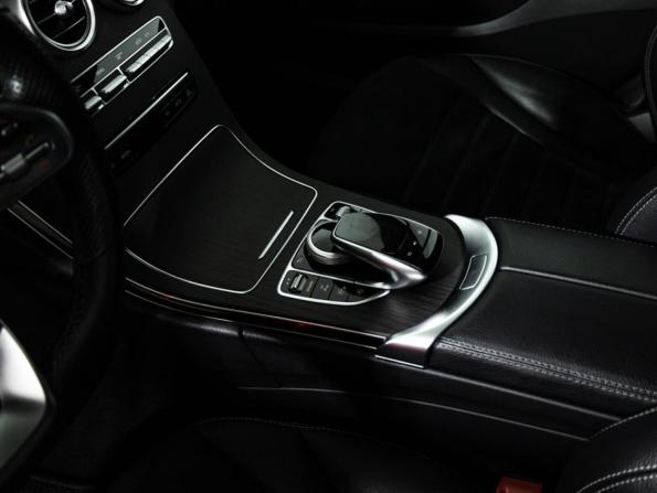 Mercedes-Benz C-Класс IV (W205) Рестайлинг с пробегом 2018 года, цена 2 749 585 рублей, 70051 км, седан, Автокод Объявления
