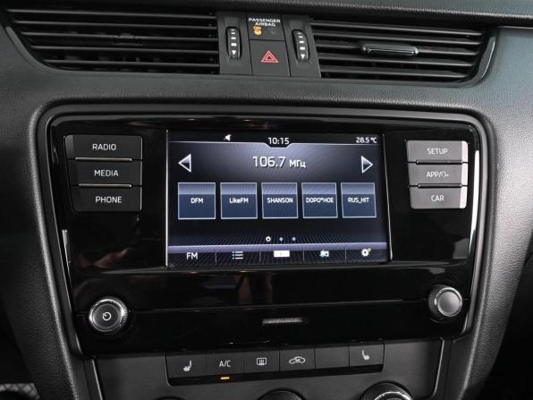 Skoda Octavia III (A7) Рестайлинг с пробегом 2019 года, цена 1 399 000 рублей, 165526 км, лифтбек, Автокод Объявления