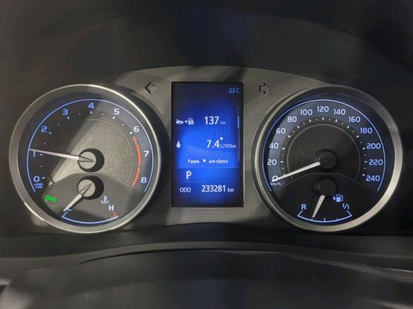 Toyota Corolla XI (E160 E170 E180) Рестайлинг 1 с пробегом 2016 года, цена 1 139 000 рублей, 233281 км, седан, Автокод Объявления