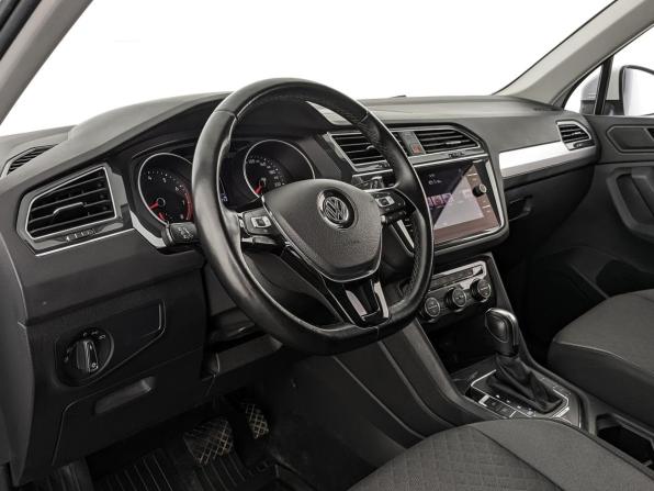 Volkswagen Tiguan II с пробегом 2020 года, цена 2 700 000 рублей, 111039 км, внедорожник, Автокод Объявления