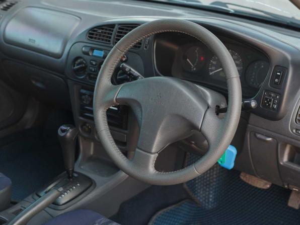 Mitsubishi Mirage V с пробегом 1997 года, цена 370 000 рублей, 348303 км, хэтчбек, Автокод Объявления
