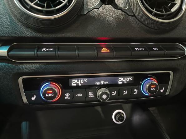 Audi A3 III (8V) Рестайлинг с пробегом 2019 года, цена 1 750 000 рублей, 142144 км, седан, Автокод Объявления