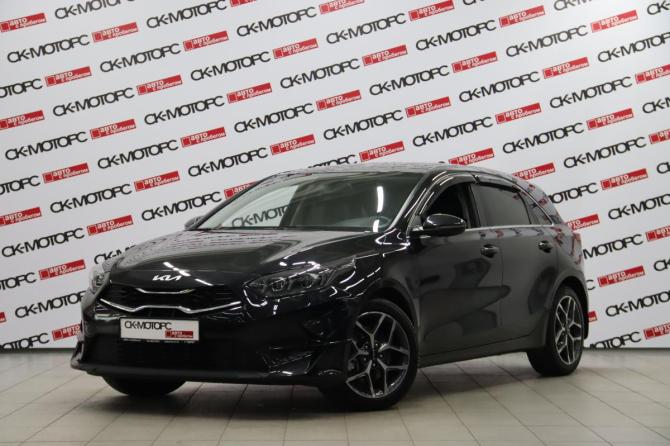 Kia Ceed III Рестайлинг с пробегом 2022 года, цена 2 295 170 рублей, 27393 км, хэтчбек, Автокод Объявления