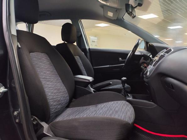 Kia Ceed I с пробегом 2009 года, цена 529 000 рублей, 201409 км, хэтчбек, Автокод Объявления