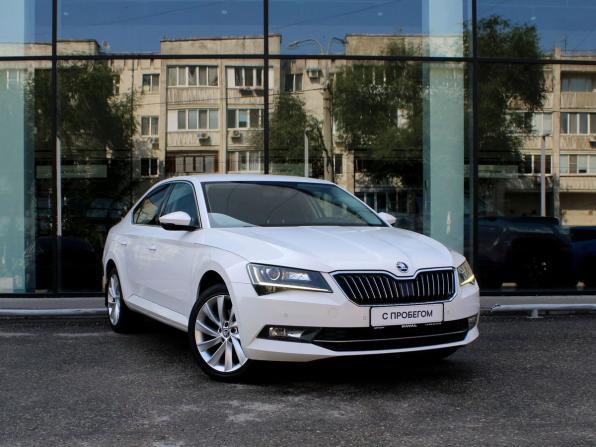 Skoda Superb III с пробегом 2015 года, цена 1 655 000 рублей, 203771 км, лифтбек, Автокод Объявления