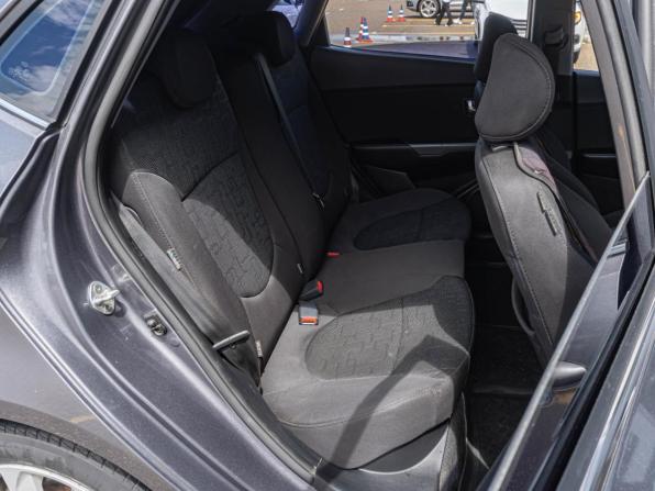 Kia Rio III Рестайлинг с пробегом 2016 года, цена 889 000 рублей, 217676 км, хэтчбек, Автокод Объявления