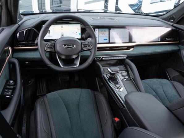 Geely Monjaro I с пробегом 2024 года, цена 3 940 000 рублей, 1590 км, внедорожник, Автокод Объявления