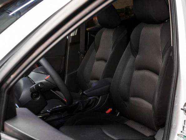 Mazda 3 III (BM) с пробегом 2014 года, цена 1 300 000 рублей, 149203 км, седан, Автокод Объявления
