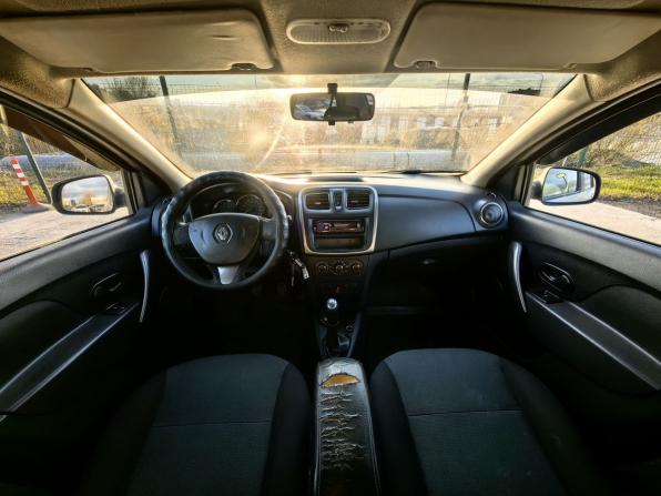 Renault Logan II с пробегом 2015 года, цена 259 000 рублей, 559000 км, седан, Автокод Объявления