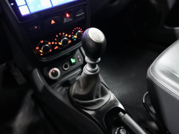 Renault Duster I с пробегом 2011 года, цена 949 000 рублей, 215000 км, внедорожник, Автокод Объявления