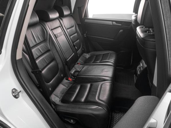 Volkswagen Touareg II с пробегом 2013 года, цена 2 564 000 рублей, 217891 км, внедорожник, Автокод Объявления