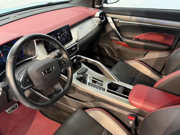 Geely Coolray I Рестайлинг с пробегом 2023 года, цена 1 990 000 рублей, 33604 км, внедорожник, Автокод Объявления