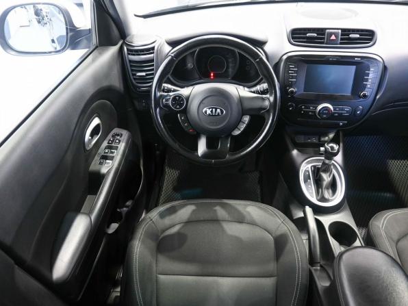 Kia Soul II Рестайлинг с пробегом 2017 года, цена 1 579 900 рублей, 111000 км, хэтчбек, Автокод Объявления