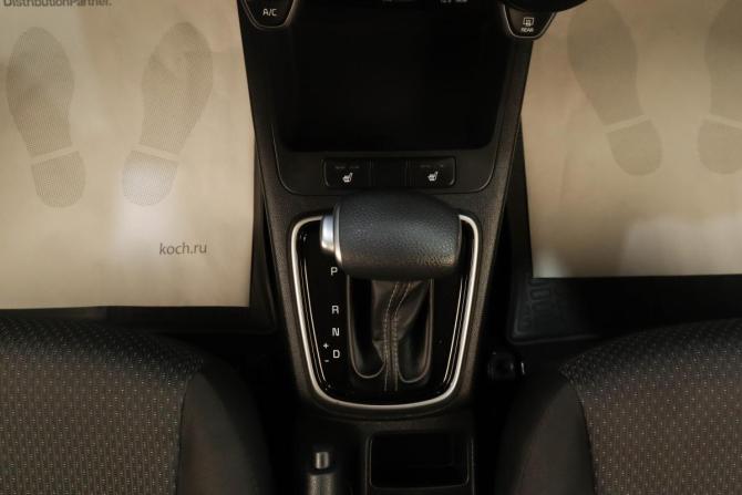 Kia Rio IV Рестайлинг с пробегом 2021 года, цена 1 779 000 рублей, 80300 км, седан, Автокод Объявления