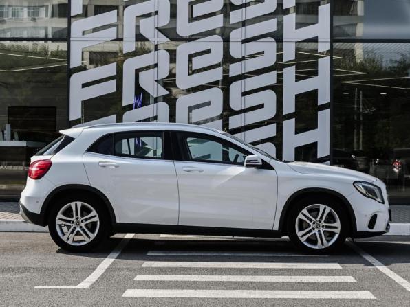 Mercedes-Benz GLA I (X156) Рестайлинг с пробегом 2018 года, цена 2 699 000 рублей, 118696 км, внедорожник, Автокод Объявления