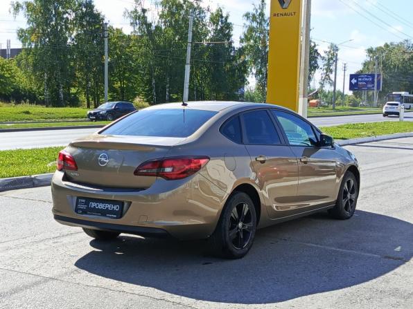 Opel Astra J Рестайлинг с пробегом 2012 года, цена 720 000 рублей, 211813 км, седан, Автокод Объявления