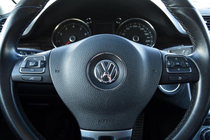 Volkswagen Passat CC I Рестайлинг с пробегом 2012 года, цена 1 485 000 рублей, 185668 км, седан, Автокод Объявления