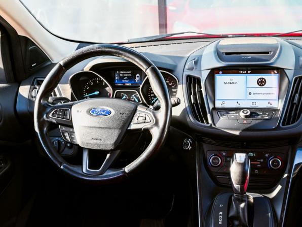 Ford Kuga II Рестайлинг с пробегом 2017 года, цена 1 465 000 рублей, 127000 км, внедорожник, Автокод Объявления