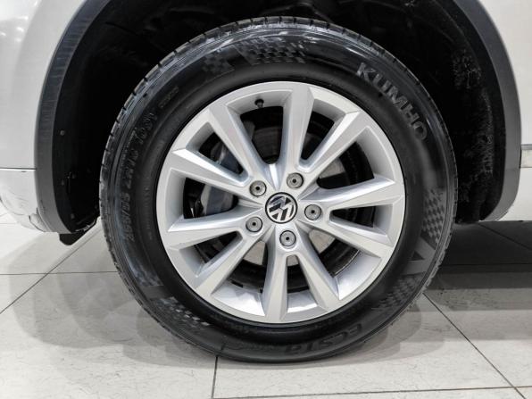 Volkswagen Touareg II с пробегом 2014 года, цена 1 750 000 рублей, 247282 км, внедорожник, Автокод Объявления