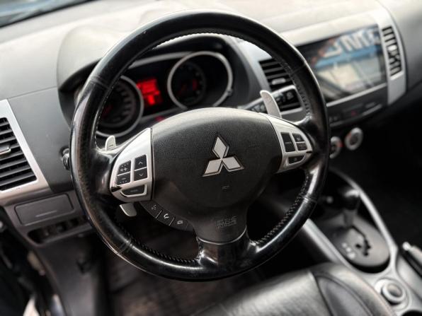 Mitsubishi Outlander II с пробегом 2008 года, цена 921 000 рублей, 210088 км, внедорожник, Автокод Объявления