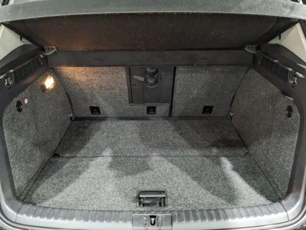 Volkswagen Tiguan I Рестайлинг с пробегом 2012 года, цена 1 095 000 рублей, 279700 км, внедорожник, Автокод Объявления