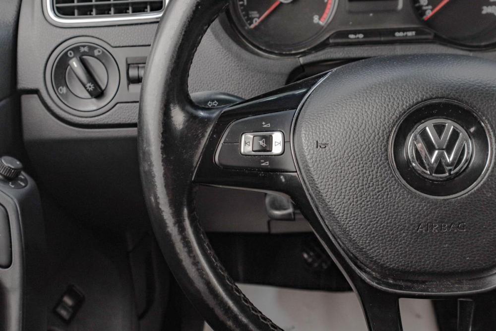 Volkswagen Polo V Рестайлинг Челябинск  - изображение 13