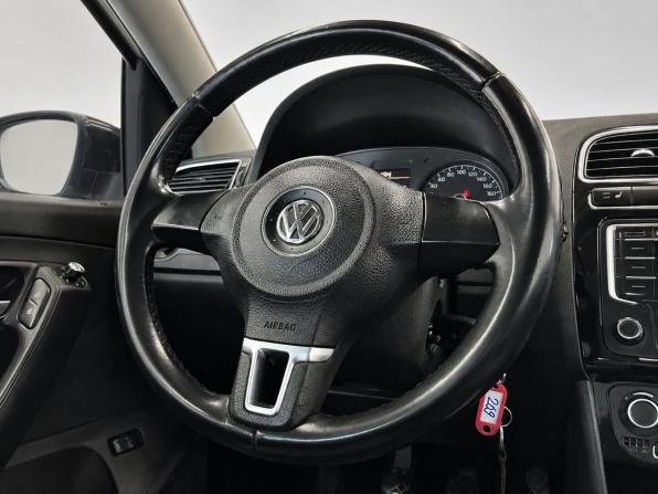 Volkswagen Polo V с пробегом 2014 года, цена 779 000 рублей, 167988 км, седан, Автокод Объявления