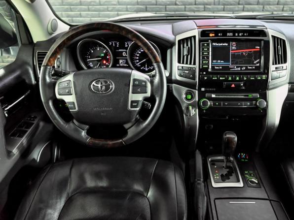 Toyota Land Cruiser 200 Series Рестайлинг 1 с пробегом 2013 года, цена 4 400 000 рублей, 191721 км, внедорожник, Автокод Объявления