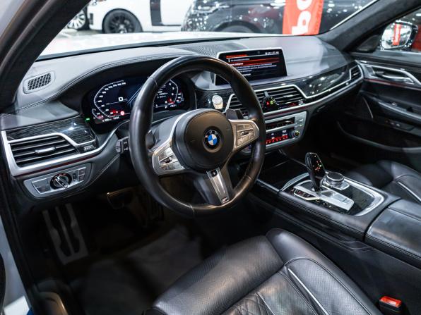 BMW 7 серии VI (G11/G12) Рестайлинг с пробегом 2021 года, цена 5 899 700 рублей, 112000 км, седан, Автокод Объявления