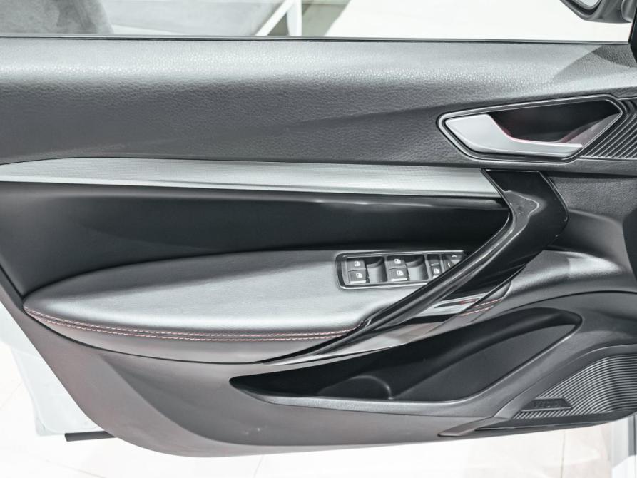 Lada (ВАЗ) Vesta I Рестайлинг (NG) Екатеринбург  - изображение 13