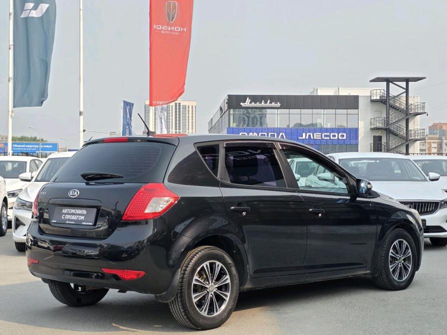 Kia Ceed I Рестайлинг Новосибирск  - изображение 7