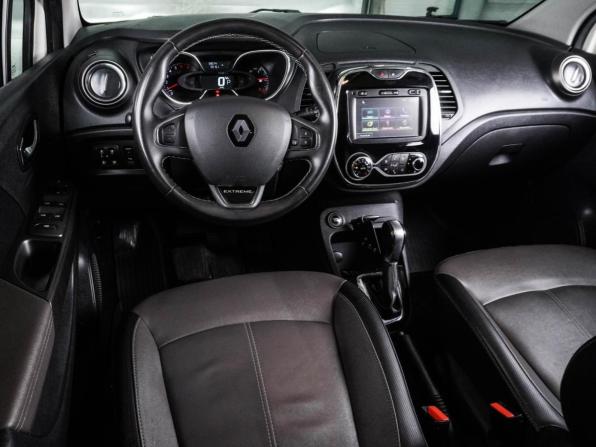 Renault Kaptur I с пробегом 2018 года, цена 1 324 000 рублей, 99574 км, внедорожник, Автокод Объявления