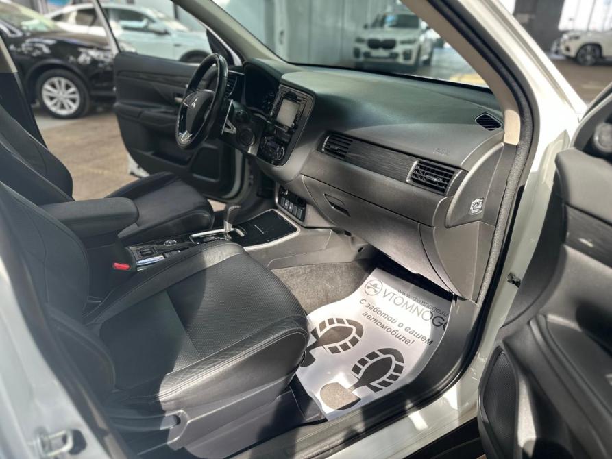 Mitsubishi Outlander III Рестайлинг 2 Набережные Челны  - изображение 29