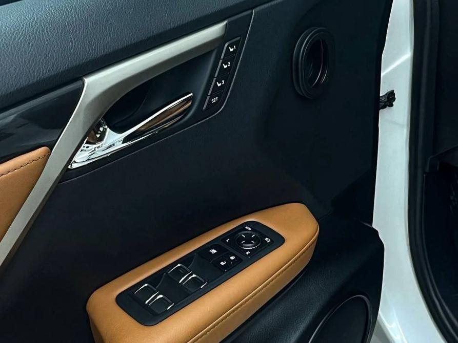 Lexus RX IV Рестайлинг Уфа  - изображение 23