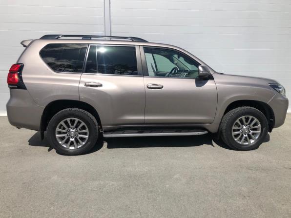 Toyota Land Cruiser Prado 150 Series Рестайлинг 2 с пробегом 2017 года, цена 4 108 000 рублей, 235318 км, внедорожник, Автокод Объявления