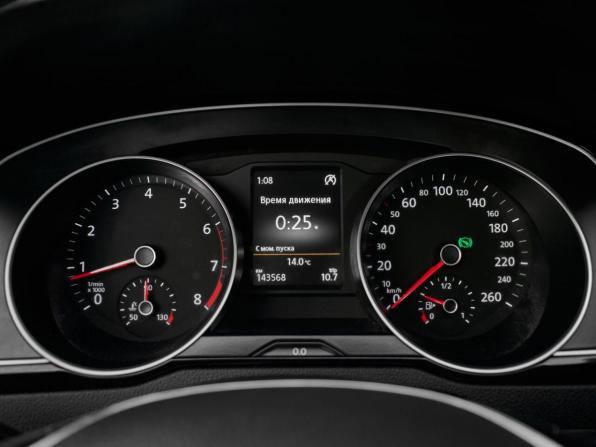 Volkswagen Passat B8 с пробегом 2015 года, цена 1 710 000 рублей, 143568 км, седан, Автокод Объявления