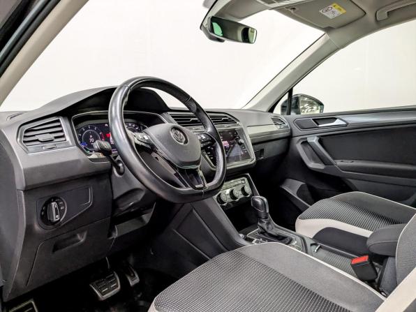 Volkswagen Tiguan II с пробегом 2019 года, цена 2 350 000 рублей, 141508 км, внедорожник, Автокод Объявления