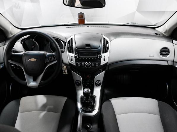 Chevrolet Cruze I Рестайлинг с пробегом 2013 года, цена 725 000 рублей, 145365 км, седан, Автокод Объявления