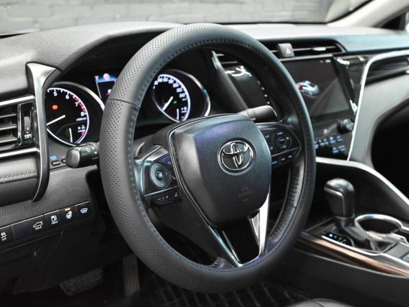 Toyota Camry VIII (XV70) с пробегом 2021 года, цена 2 920 000 рублей, 118404 км, седан, Автокод Объявления