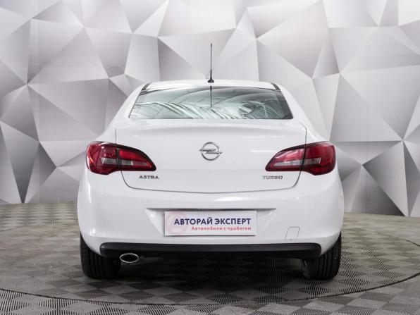 Opel Astra J Рестайлинг с пробегом 2013 года, цена 949 000 рублей, 144600 км, седан, Автокод Объявления
