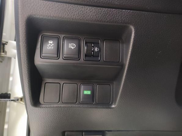 Nissan Qashqai II с пробегом 2014 года, цена 1 019 000 рублей, 203172 км, внедорожник, Автокод Объявления